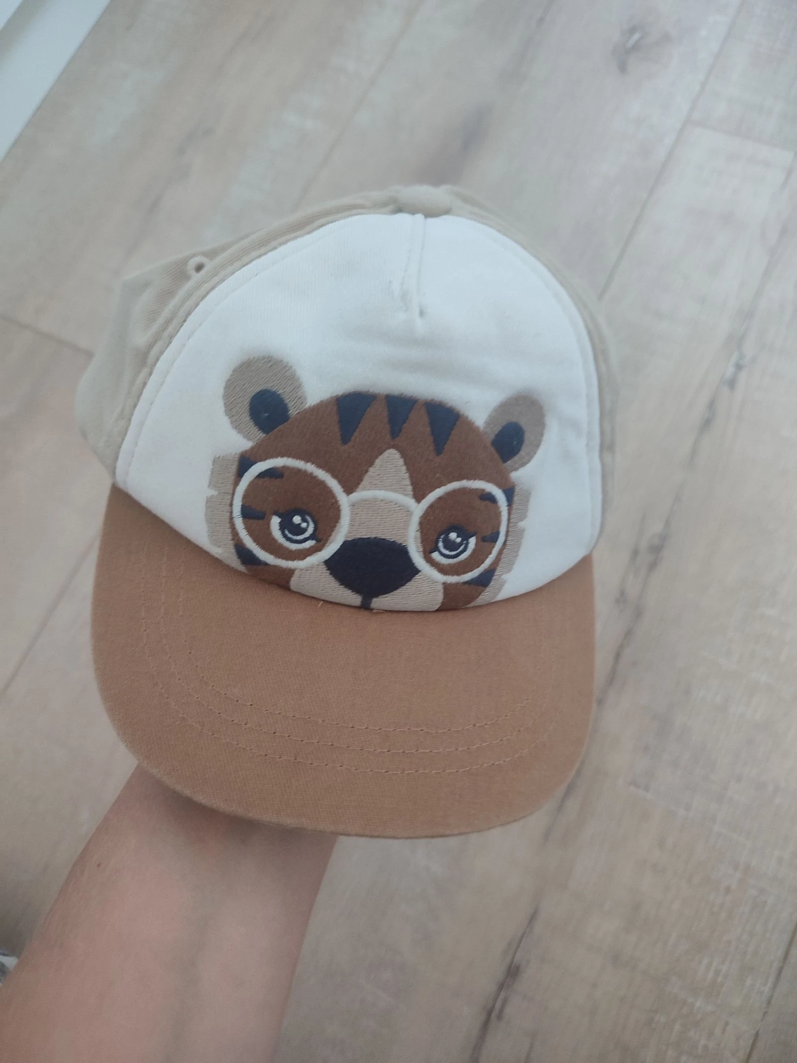 Casquette taille 47 